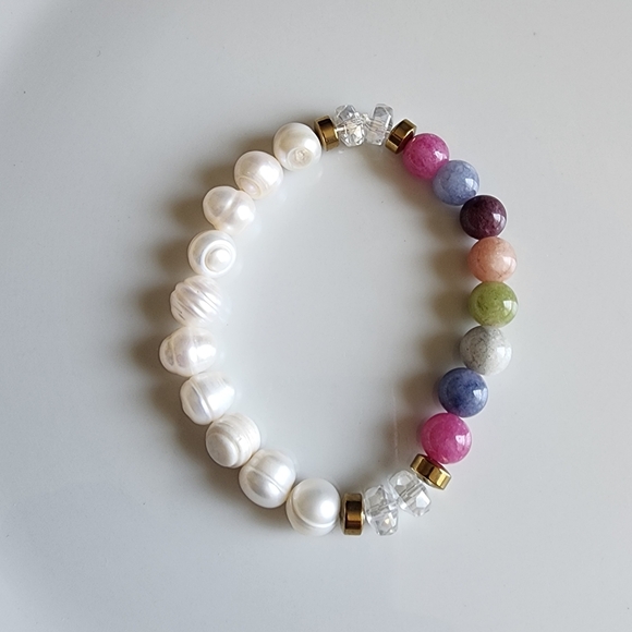 Elegant Multicolor Beaded Bracelet - Picture 3 of 5